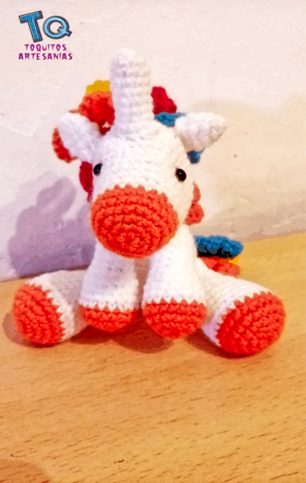 UNICORNIO AMIGURUMI EN URUGUAY