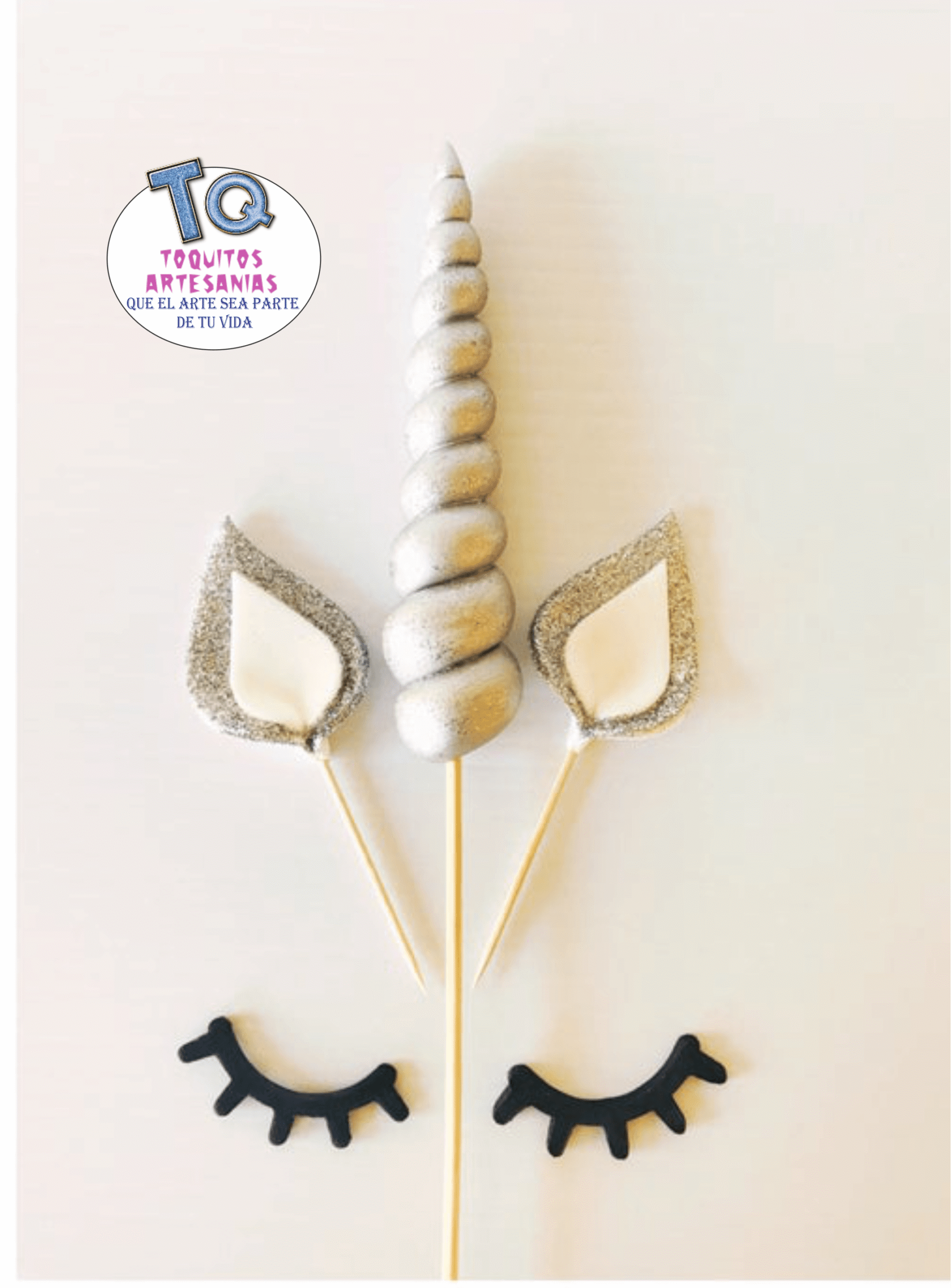 Cuerno Unicornio Blanco y Dorado PACK Adorno Para Tortas cod AT015